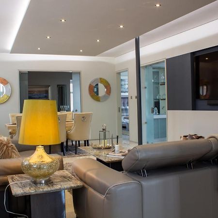 Liberty At Utopia Penthouse By Mgroupsa Σουόνσι Εξωτερικό φωτογραφία